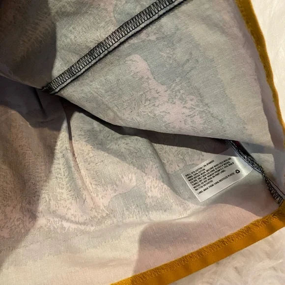 Beautiful dress - Picture 4 of 6